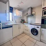 Апартаменты Sublime Residence, Piscine, Acces & Port De Plaisance *