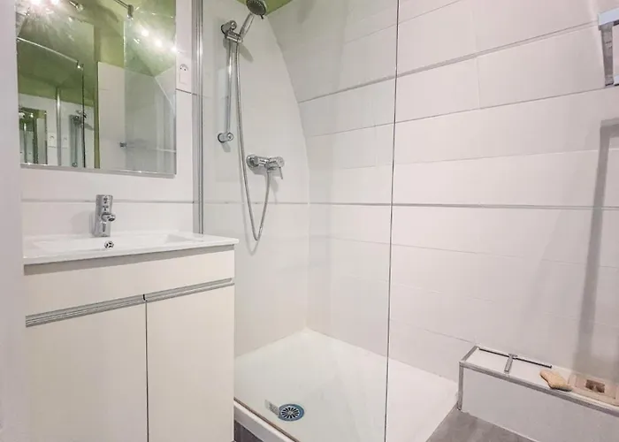 Sublime Residence, Piscine, Acces & Port De Plaisance * Gruissan